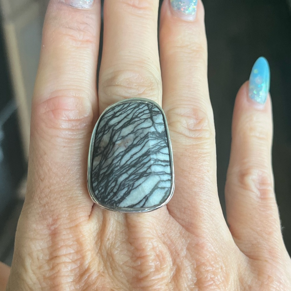 Silpada Black abstract ring